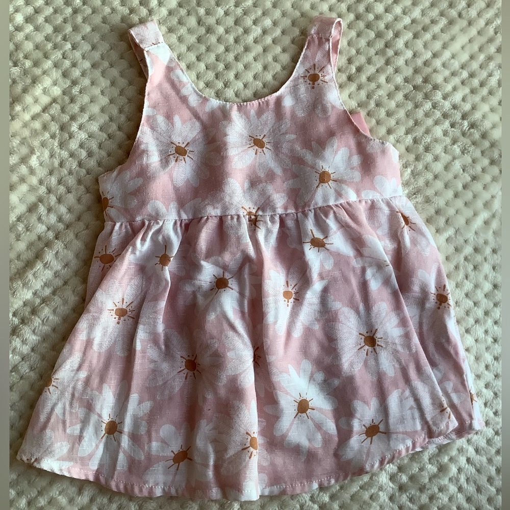 Baby Dress Pink With White Floral & Big Bow On Back 9 Months to 12 Months 9M-12M
